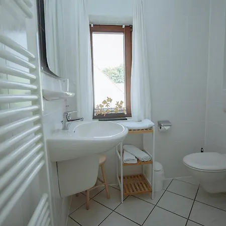 Milana - Fuer Zwei Top, Parkplatz Apartamento Putbus