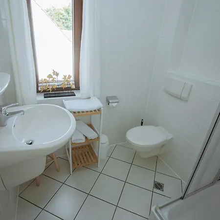 Milana - Fuer Zwei Top, Parkplatz Apartamento Putbus