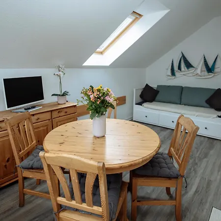 Milana - Fuer Zwei Top, Parkplatz Apartamento Putbus